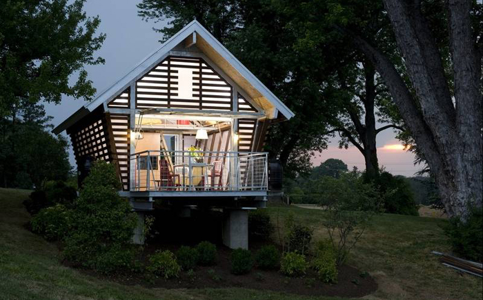 15 examples of the best small-sized houses that are not difficult to build with your own hands
